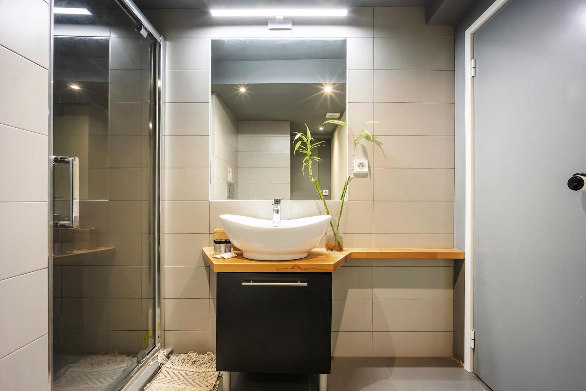 אתונה Gazi Urban Residence מראה חיצוני תמונה